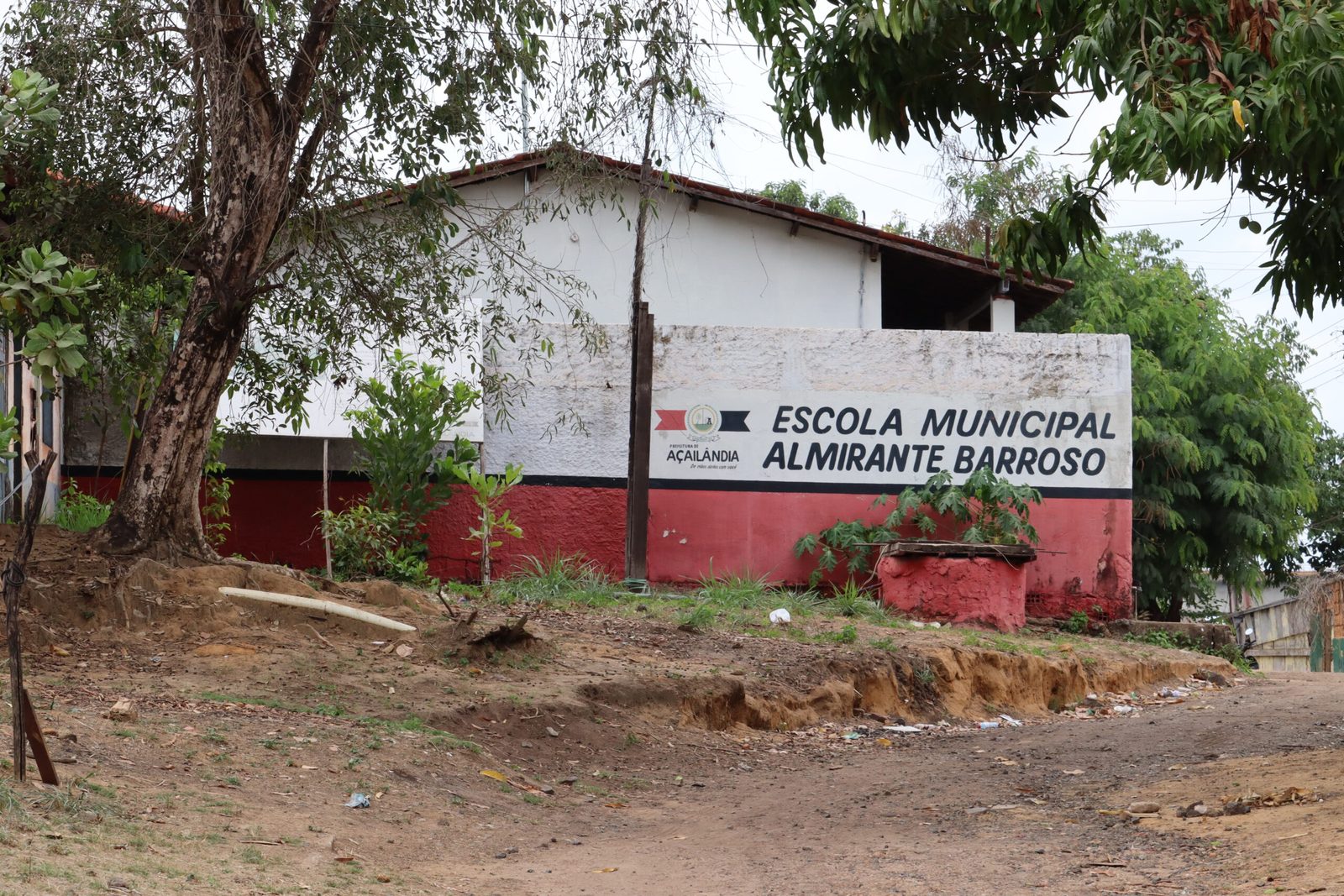 Escola Municipal do bairro, Almirante Barroso, fundada em 1974. Foto: José Carlos Almeida.