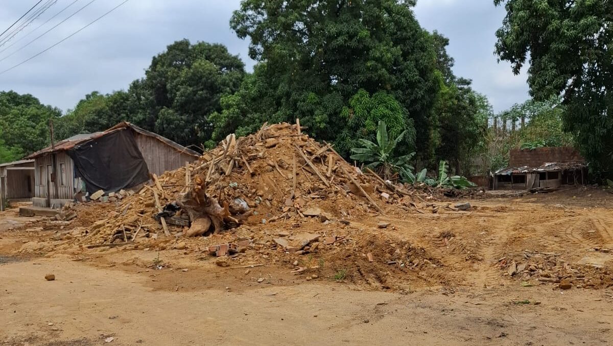 Primeiras casas são demolidas em Piquiá de Baixo. Fonte: Agência Maracá.